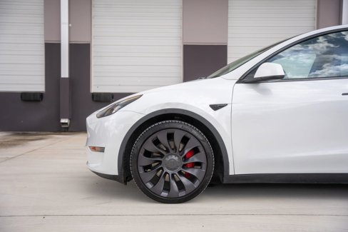 Used 2022 Tesla Model Y Performance image 22