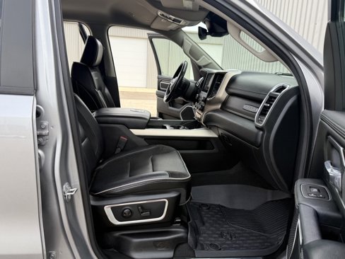 Used 2022 RAM 1500 Laramie image 43