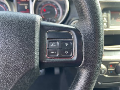 Used 2016 Dodge Journey SE image 25