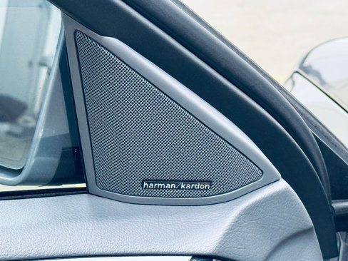 Used 2014 Mercedes-Benz E 350 Sedan image 29