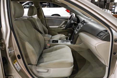 Used 2007 Toyota Camry LE image 21