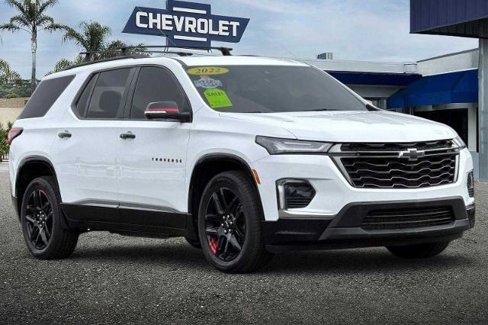 Used 2022 Chevrolet Traverse Premier w/ Redline Edition image 2