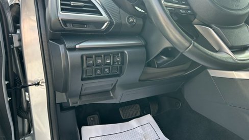 Used 2022 Subaru Forester Premium image 18