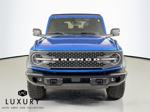 Used 2022 Ford Bronco Badlands image 9