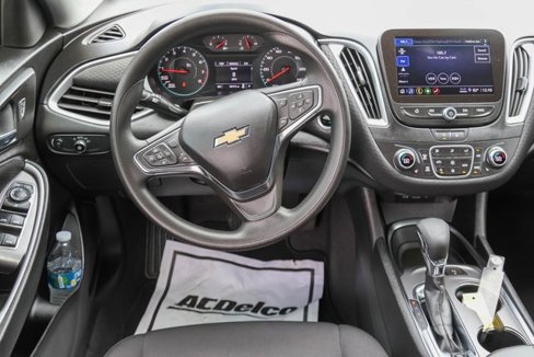 Used 2023 Chevrolet Malibu LS image 17