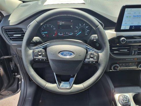 Certified 2022 Ford Escape SE w/ Cold Weather Package image 14