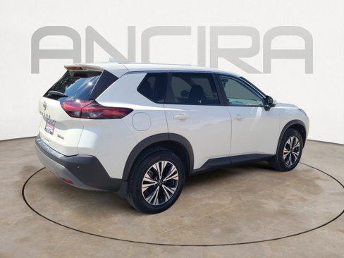 Used 2023 Nissan Rogue SV image 10