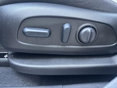 Used 2022 Chevrolet Equinox LT image 9
