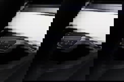 Used 2023 Tesla Model 3 Standard Range image 49