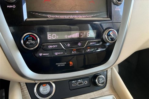 Used 2020 Nissan Murano SV image 31