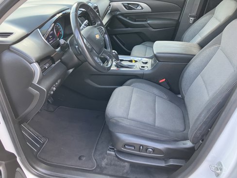 Used 2020 Chevrolet Traverse LT image 13