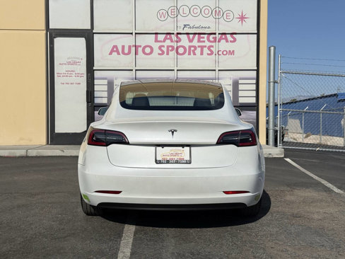 Used 2020 Tesla Model 3 Standard Range Plus image 8