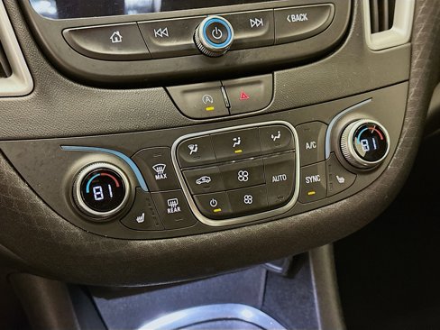 Used 2023 Chevrolet Malibu LT image 24