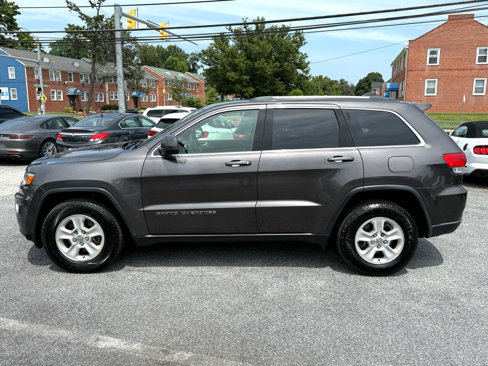 Used 2017 Jeep Grand Cherokee Laredo w/ Quick Order Package 23E image 8