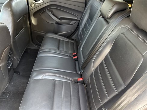 Used 2018 Ford Escape Titanium image 10