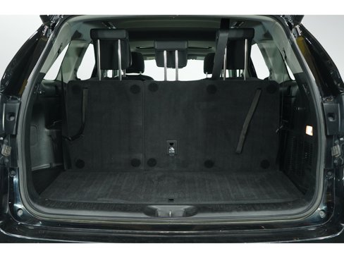 Used 2019 Toyota Highlander XLE image 16