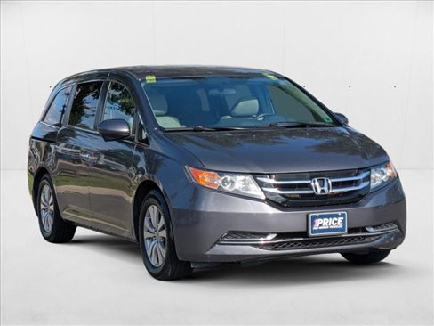 Used 2016 Honda Odyssey SE image 3