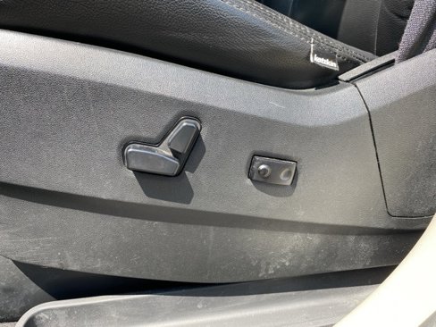 Used 2019 Dodge Grand Caravan SE image 20