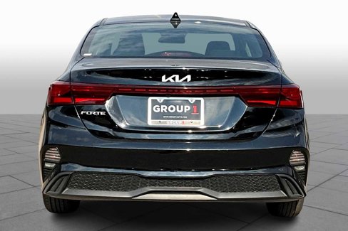 Certified 2023 Kia Forte LXS image 4