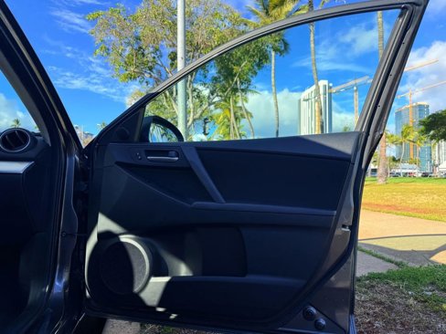 Used 2012 MAZDA MAZDA3 i Touring image 14