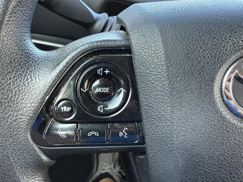 Used 2021 Toyota Prius Limited image 16
