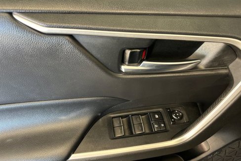Certified 2022 Toyota RAV4 XLE image 17