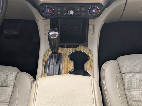 Used 2019 GMC Acadia Denali image 21