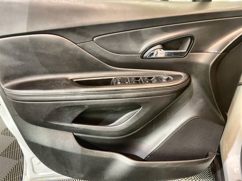 Used 2018 Buick Encore Preferred image 20