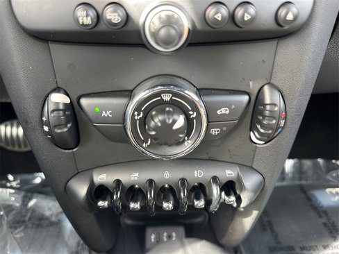Used 2014 MINI Cooper S image 18