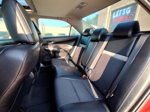 Used 2012 Toyota Camry SE image 24