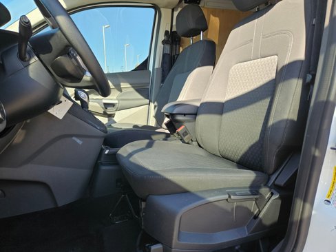 Used 2020 Ford Transit Connect XLT image 15