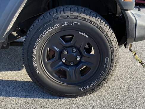 Used 2018 Jeep Wrangler Unlimited Sport image 29