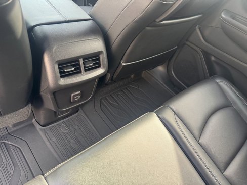 Used 2022 GMC Terrain SLT w/ Infotainment Package II image 22