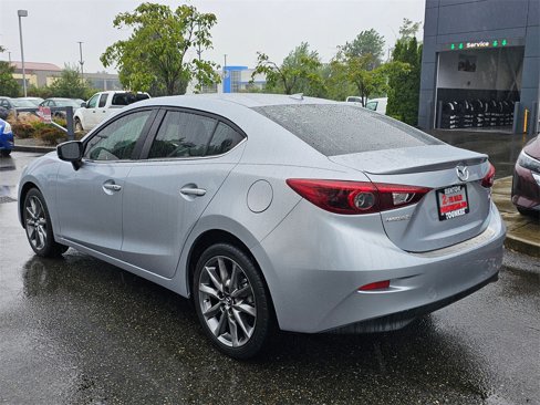Used 2018 MAZDA MAZDA3 Grand Touring image 7