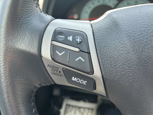 Used 2011 Toyota Camry SE image 36