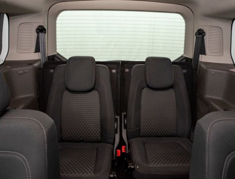Used 2021 Ford Transit Connect XLT image 17