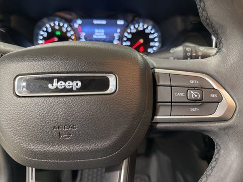 Used 2022 Jeep Compass Altitude image 34