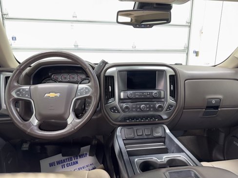 Used 2015 Chevrolet Silverado 1500 LTZ Z71 w/ LTZ Plus Package image 10