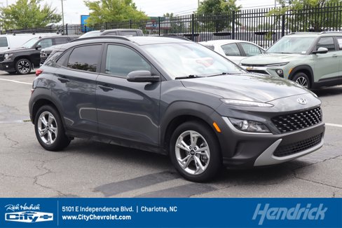 Used 2023 Hyundai Kona SEL image 1