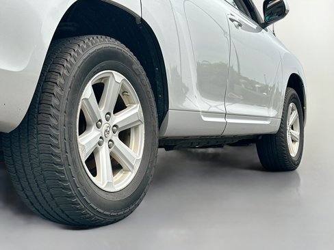Used 2010 Toyota Highlander 2WD image 15