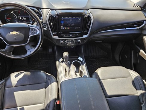 Used 2020 Chevrolet Traverse LT w/ LT Premium Package image 9