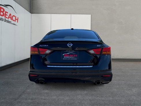 Used 2019 Nissan Altima 2.5 SV image 4