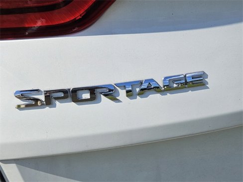Used 2019 Kia Sportage EX w/ EX Sport Appearance Package image 11
