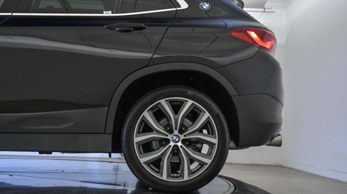 Used 2022 BMW X2 sDrive28i w/ Premium Package image 10