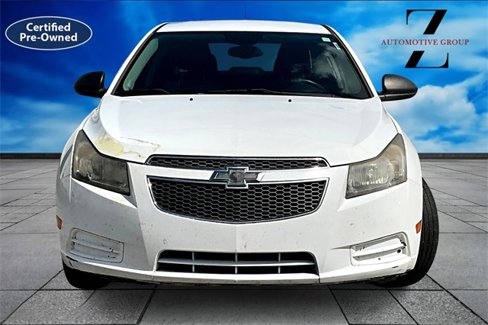 Used 2014 Chevrolet Cruze LS image 3