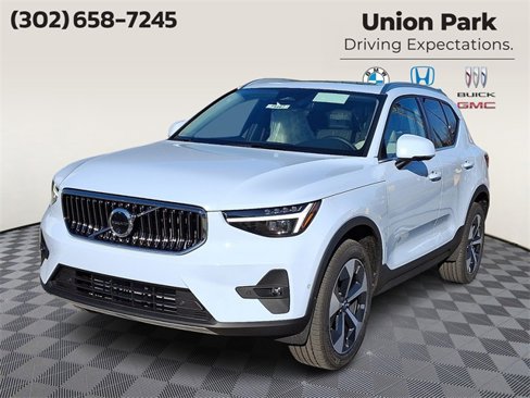 New 2025 Volvo XC40 B5 Plus w/ Protection Package Premier image 1