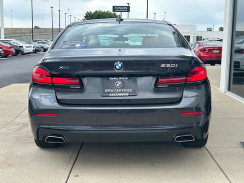 Certified 2022 BMW 530i xDrive w/ Convenience Package image 8