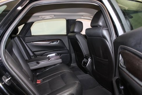 Used 2019 Cadillac XTS Luxury image 10