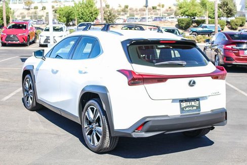 Used 2025 Lexus UX 300h FWD image 7