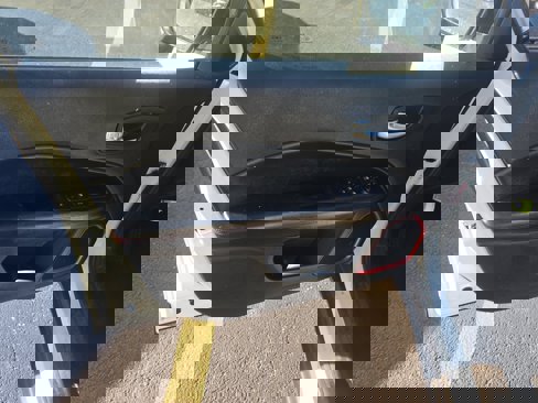 Used 2019 Jeep Compass Trailhawk image 12